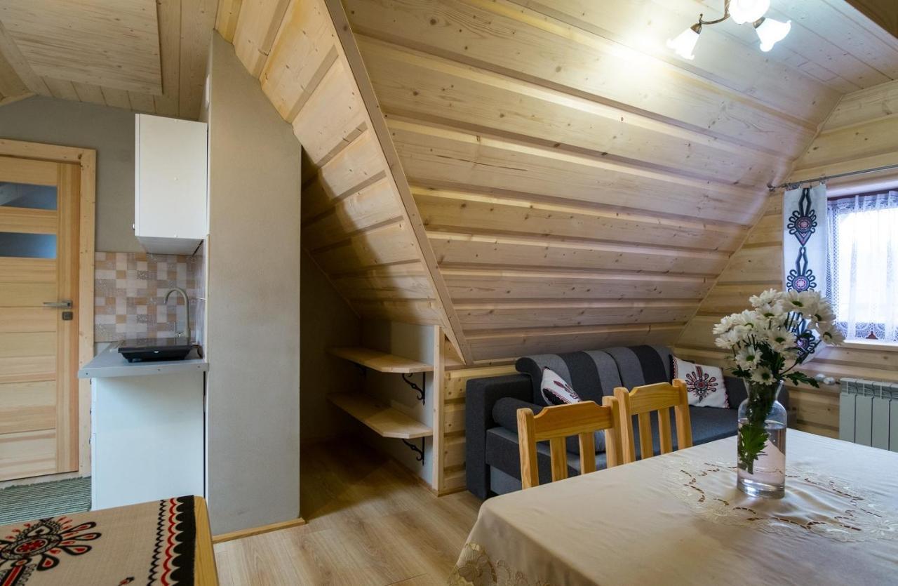 Apartamenty U Gabi Poronin Exteriör bild