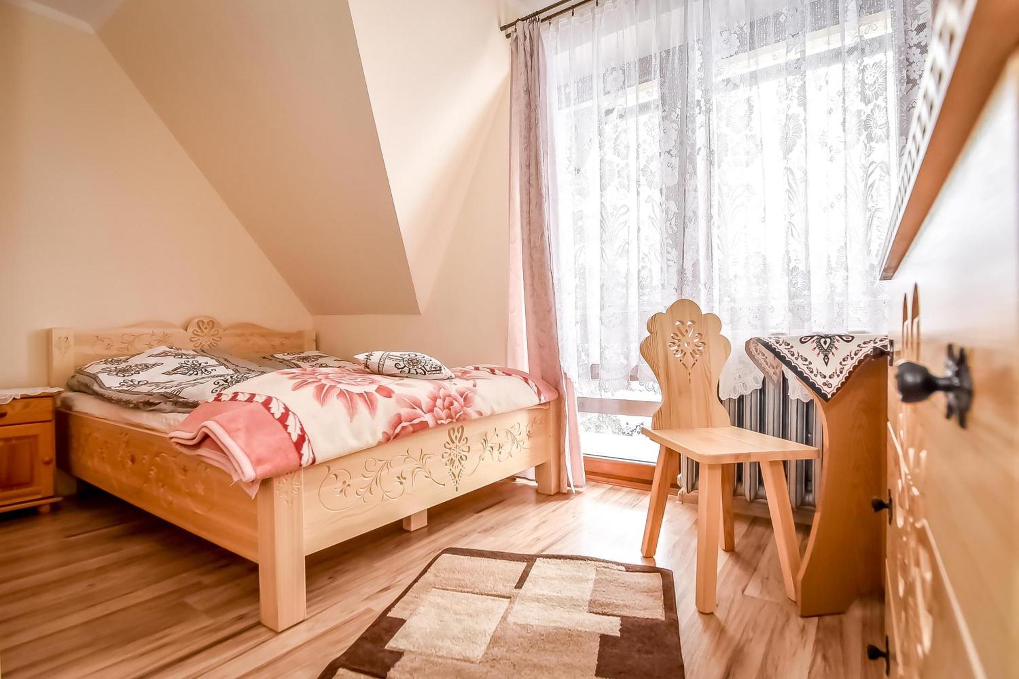 Apartamenty U Gabi Poronin Exteriör bild