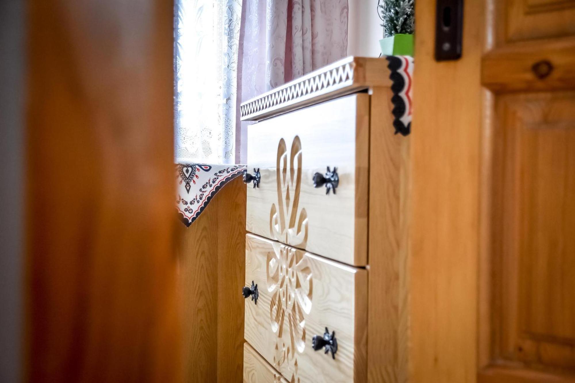 Apartamenty U Gabi Poronin Exteriör bild