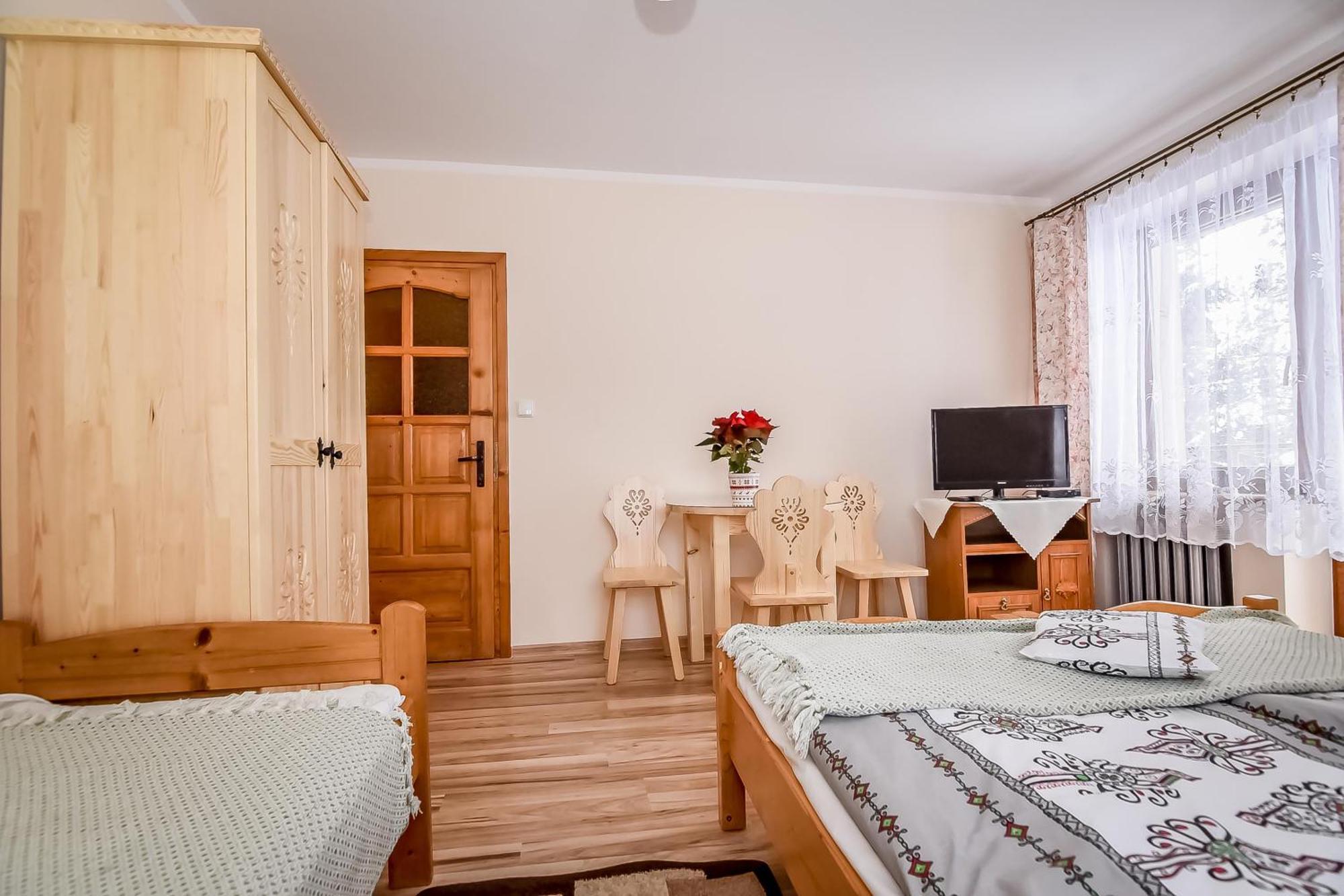 Apartamenty U Gabi Poronin Exteriör bild