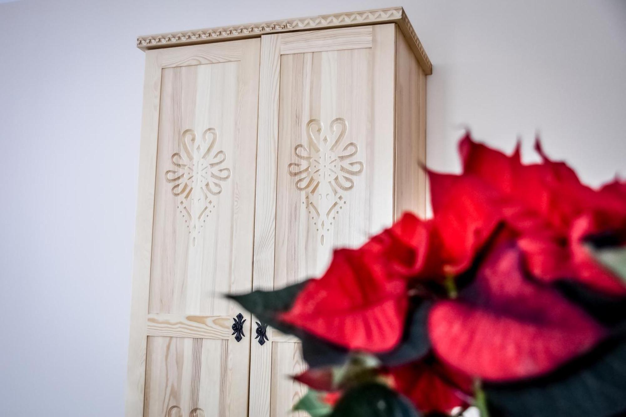 Apartamenty U Gabi Poronin Exteriör bild