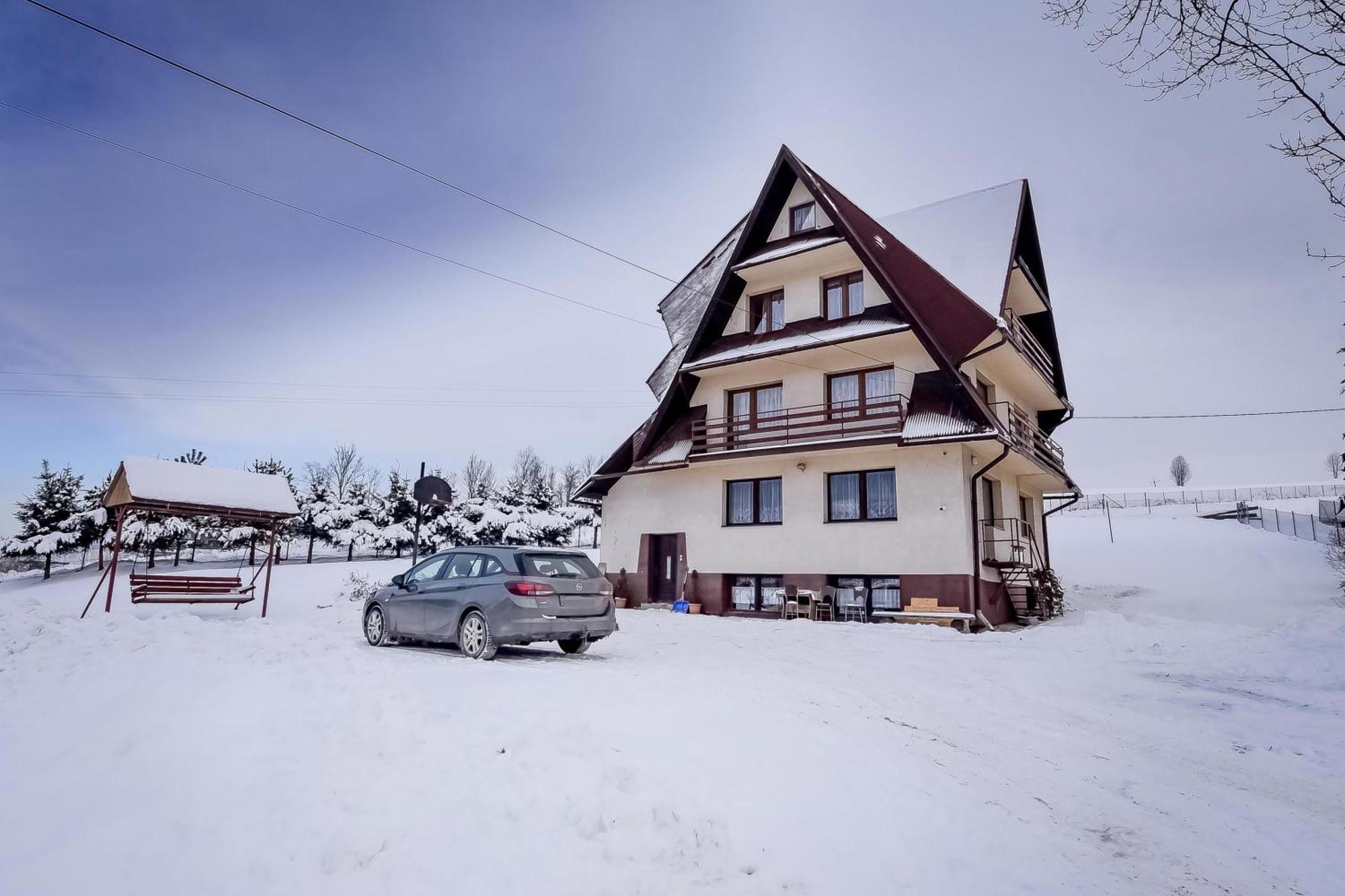 Apartamenty U Gabi Poronin Exteriör bild