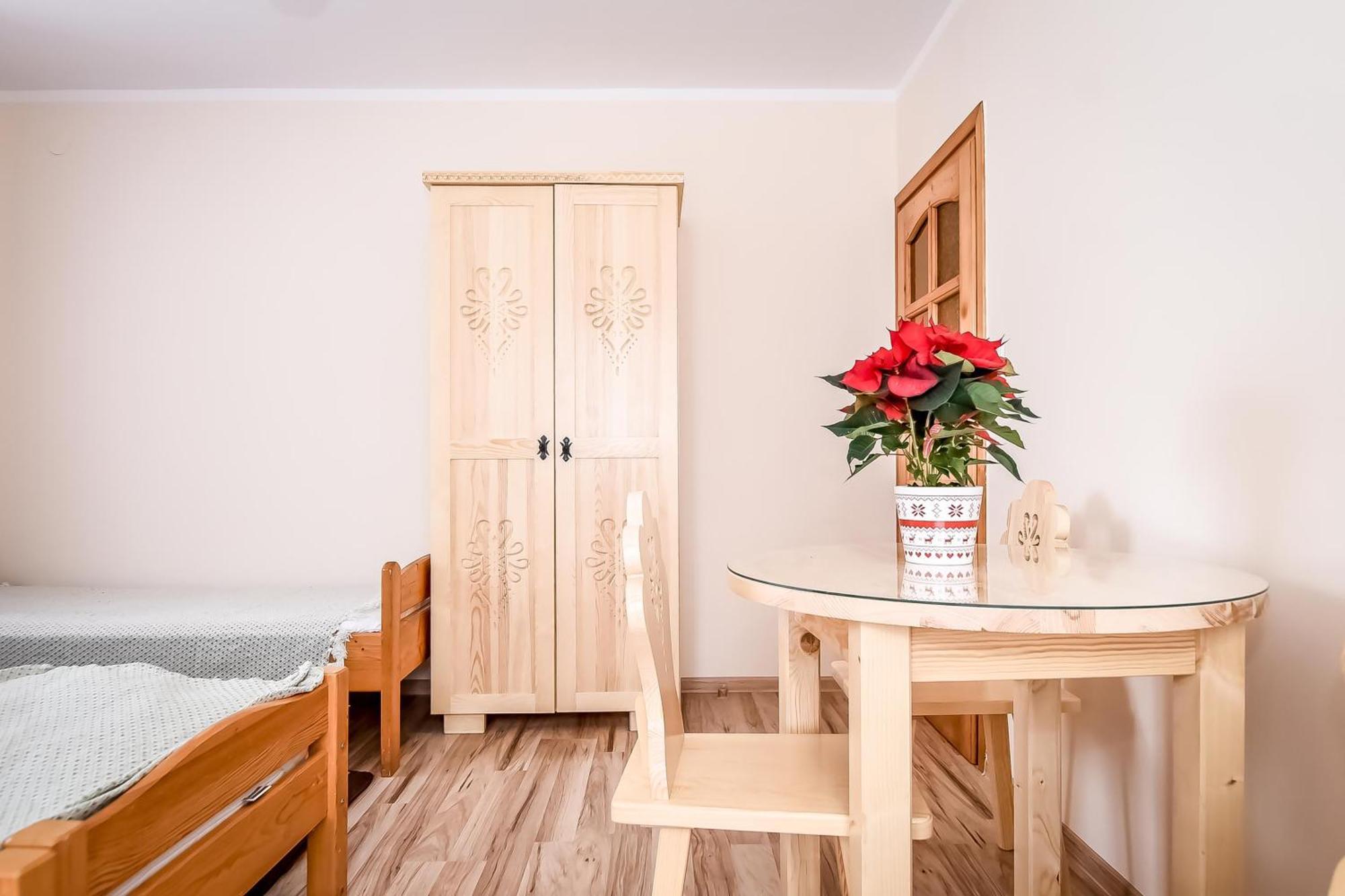 Apartamenty U Gabi Poronin Exteriör bild