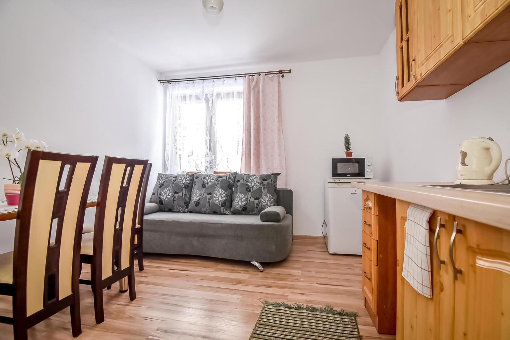 Apartamenty U Gabi Poronin Exteriör bild