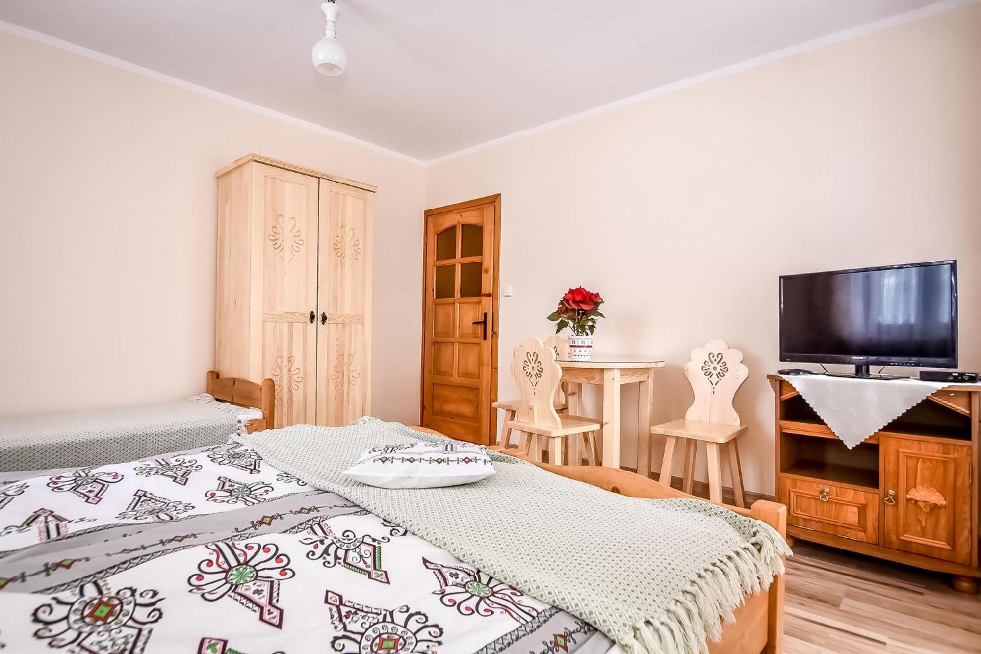 Apartamenty U Gabi Poronin Exteriör bild