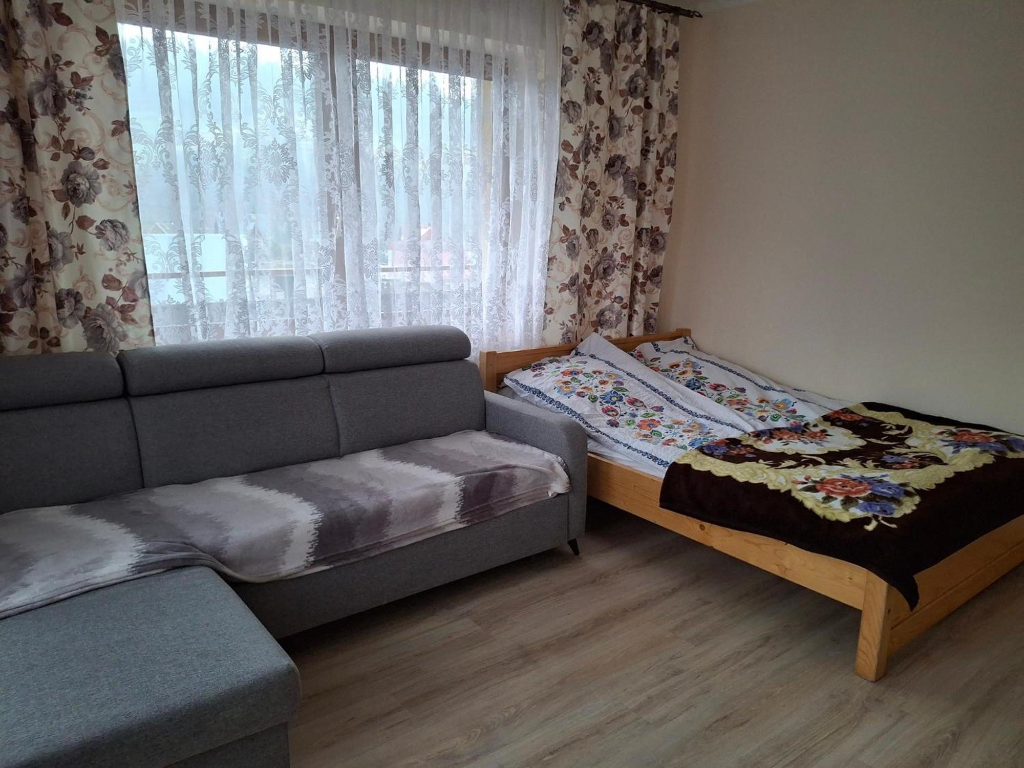 Apartamenty U Gabi Poronin Exteriör bild